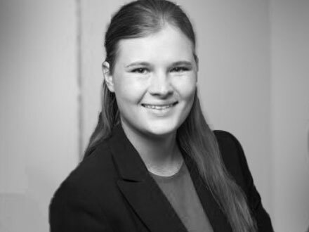 Dr. Nicole Stelling, MD